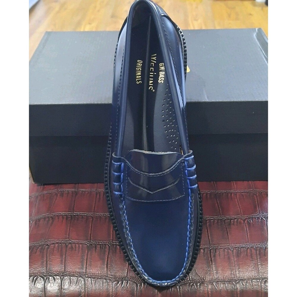 GH BASS Weejuns Larson Lug Penny Loafers RARE NAVY BLUE Leather Men Sz 8 NEW BOX - Picture 2 of 6